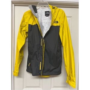 Men’s North Face rain jacket. Size M